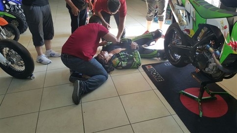 Milli Motosikletçi Antrenmanda Kaza Yaptı